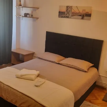 Apartament Tudor Turda Exterior photo