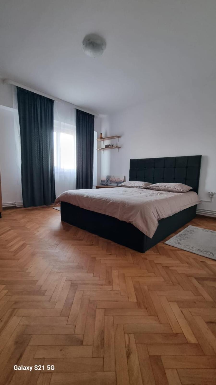 Tudor Apartment Turda